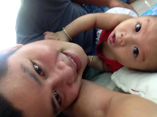 NS Nguyễn Văn Chung vui đùa với con yêu - 1