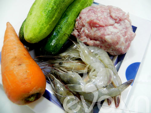 Mát lành canh dưa leo tôm, thịt - 1