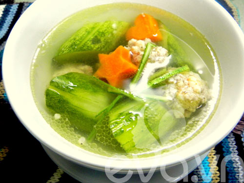 Mát lành canh dưa leo tôm, thịt - 8