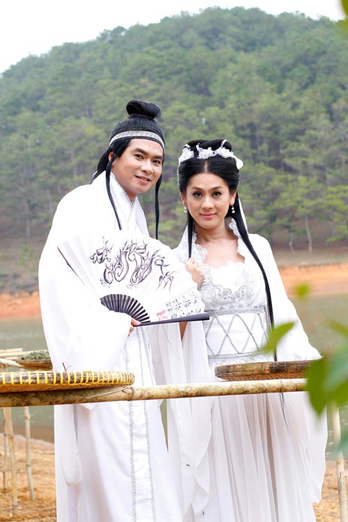 Sao kỳ cựu #039;hâm nóng#039; Vpop nửa đầu 2013 - 2