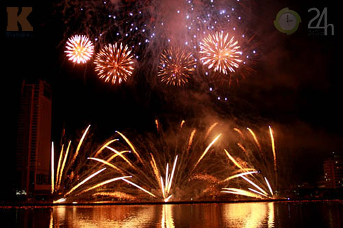 Mỹ vô địch cuộc thi trình diễn pháo hoa 2013 - 6