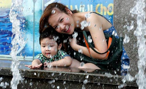 Kỳ nghỉ lễ thú vị của mẹ con Đan Lê - 2