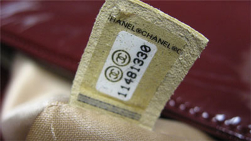 Mẹo phát hiện hàng #039;xa xỉ#039; giả mạo - 7