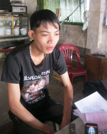 Nghi trộm tiền, bắt người đem chôn sống - 2