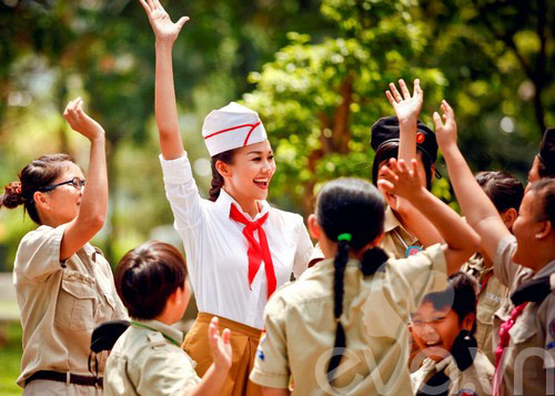 Thanh Hằng hóa đội viên đáng yêu - 10