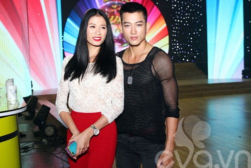 Lâm Chi Khanh gây sốc với nhẫn 7 tỷ - 7