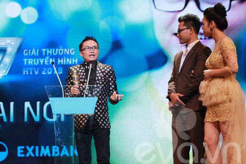 Văn Mai Hương bất ngờ giành giải HTV Awards - 12