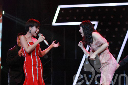 Văn Mai Hương bất ngờ giành giải HTV Awards - 4