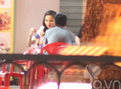 Mai Phương Thúy quot;hẹn hòquot; Thanh Hằng ăn khuya - 10