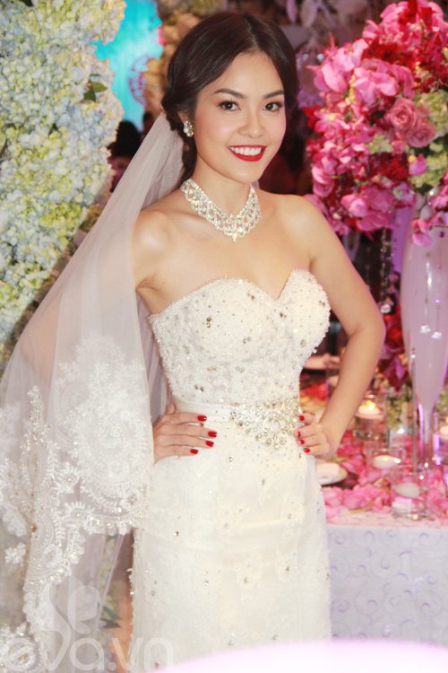 Dương Cẩm Lynh tỏa sáng không kém Diễm Hương - 4