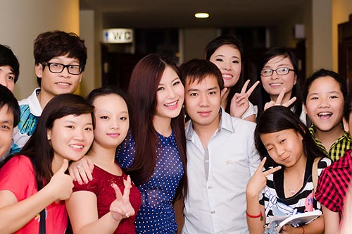 Á hậu Thùy Trang nhẹ nhàng, cuốn hút - 11