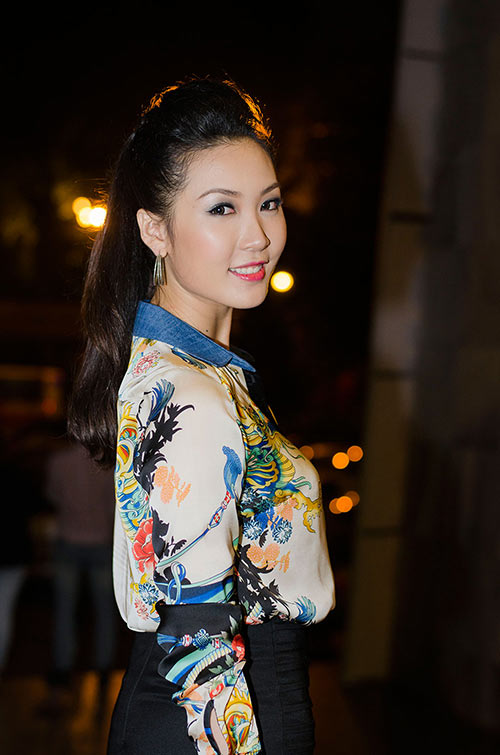 Á hậu Thùy Trang nhẹ nhàng, cuốn hút - 2