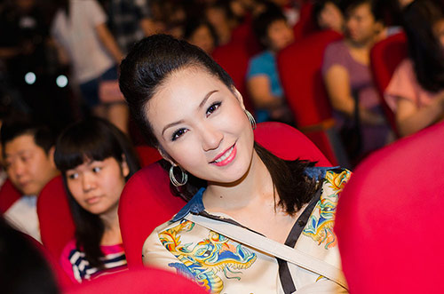 Á hậu Thùy Trang nhẹ nhàng, cuốn hút - 8