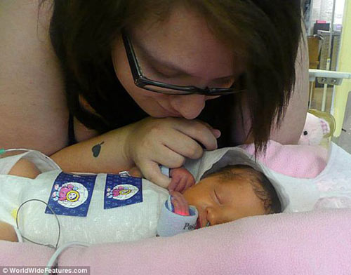 Bé gái thoát chết thần kỳ nhờ ướp lạnh 3 ngày - 3