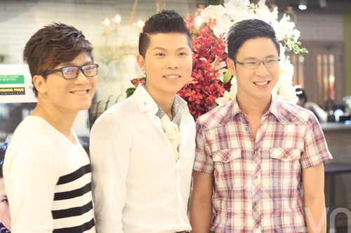 Chung Thục Quyên eo thon đến mừng Mạnh Quân - 7