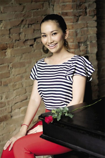 Kim Hiền hạnh phúc với tình yêu mới - 3