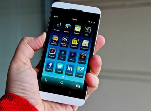 5 smartphone thiết kế đẹp vừa cập bến Việt Nam - 3