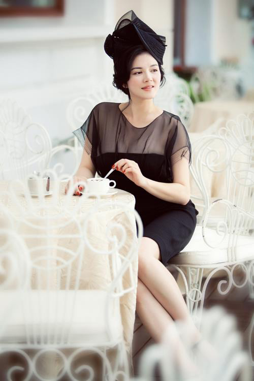 Lý Nhã Kỳ hóa công nương châu Âu - 1