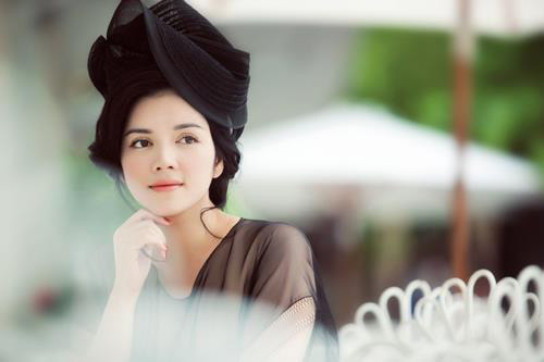 Lý Nhã Kỳ hóa công nương châu Âu - 4