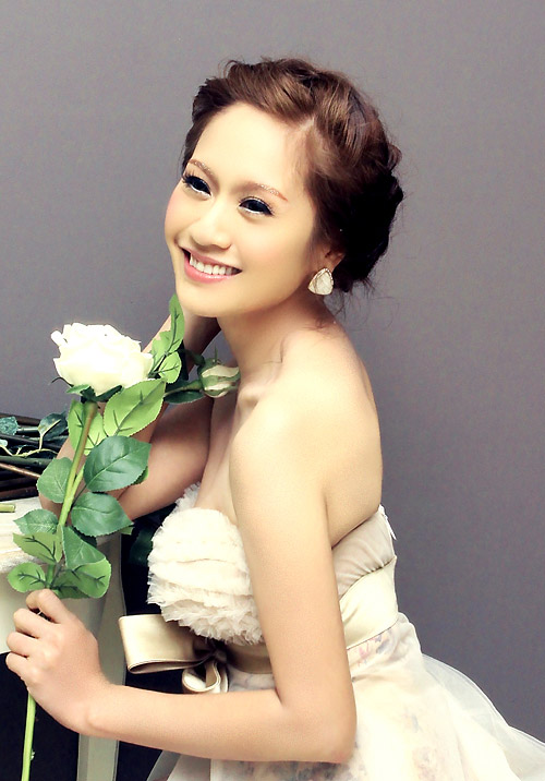 quot;Mổ xẻquot; mẹo trẻ trung của Thanh Thúy - 10