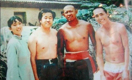 Vợ Trương Nghệ Mưu: Chuyện kể của người mất chồng - 1