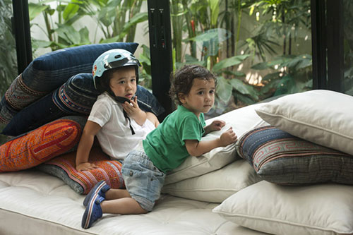 Ngắm hai con trai đáng yêu của Bằng Lăng - 13