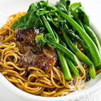 Mỳ Ý xốt tôm và bí ngồi kiểu mới - 11