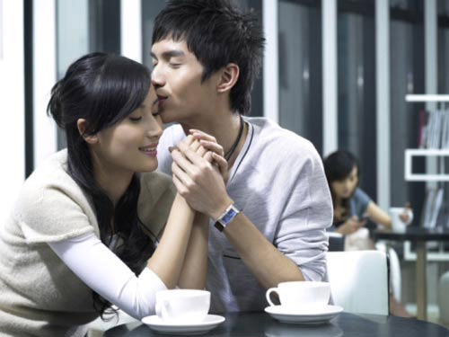 Vợ ơi, giữ anh lại, không anh đi cặp bồ đấy - 2