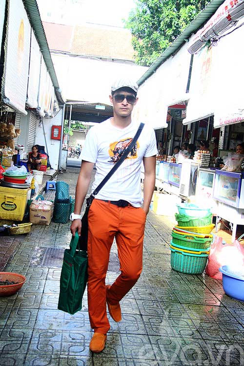 Huy Khánh vào bếp vì hạnh phúc gia đình - 1