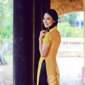 Làng sao - HH Trần Thị Quỳnh duyên dáng trong tà áo dài