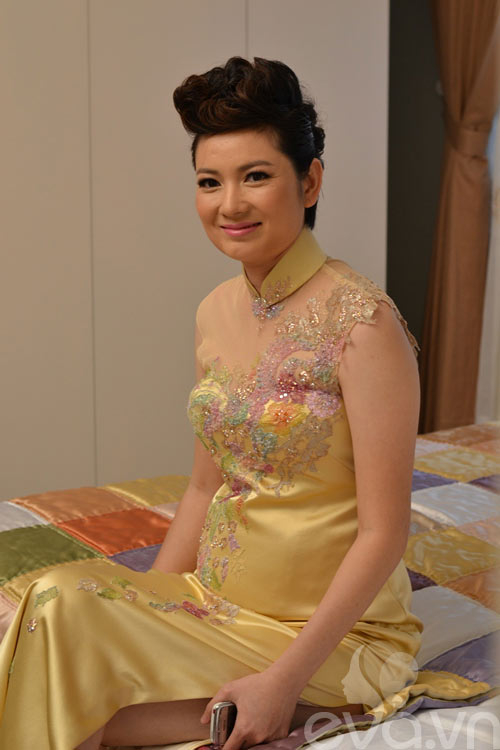 Những cô dâu mang bầu xinh đẹp của showbiz - 5