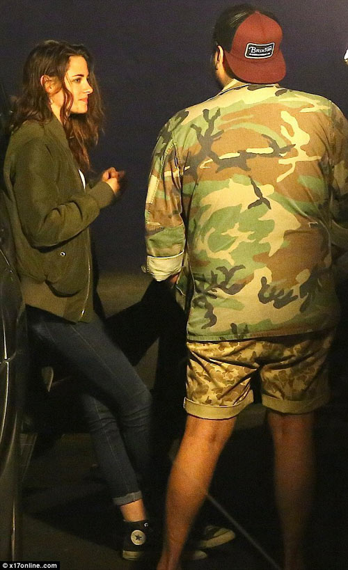 Kristen Stewart cười tươi rói sau khi chia tay - 3