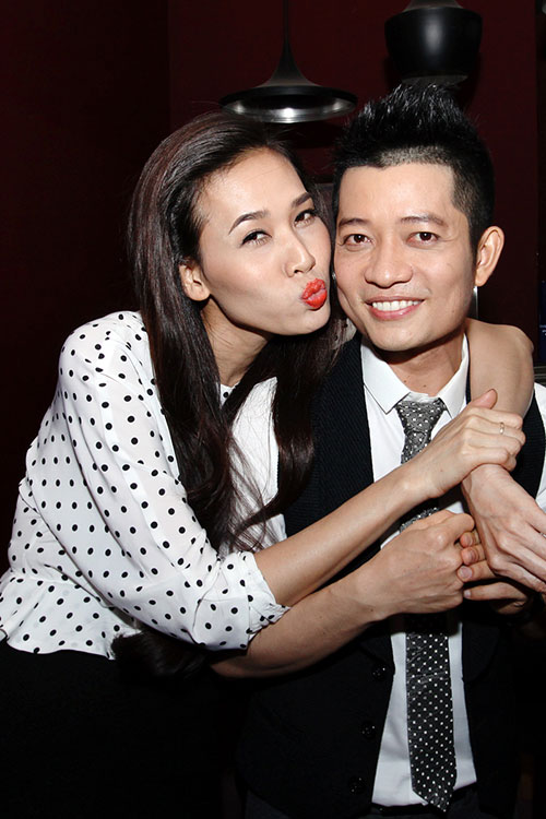HH Dương Mỹ Linh rủ Thu Thảo đi xem hát - 9