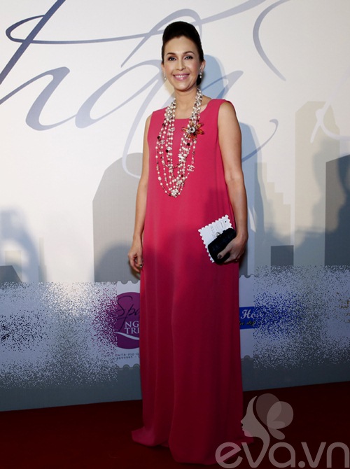 Đẹp - xấu khi Sao Việt diện váy suông - 2