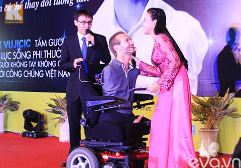 Nick Vujicic chia tay các fan Việt - 1