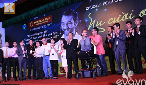 Nick Vujicic chia tay các fan Việt - 9