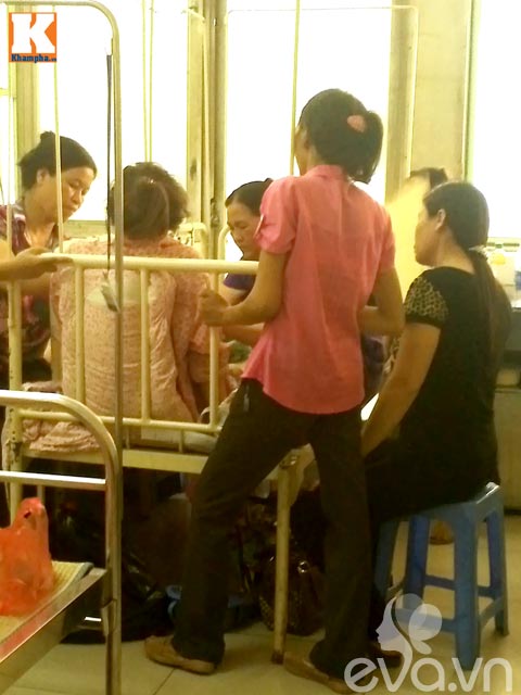 Bà bầu quot;vật vãquot; trong nắng nóng - 12