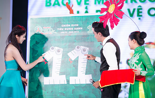 HH Ngọc Hân lần đầu trổ tài ca hát - 5