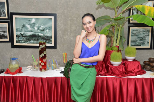 Thuỷ Top khoe ảnh đáng yêu khi 1 tuổi - 16