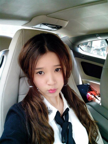 Thuỷ Top khoe ảnh đáng yêu khi 1 tuổi - 12