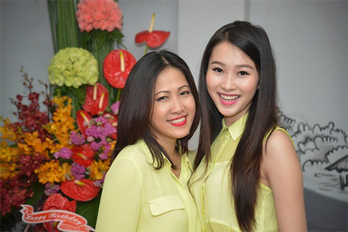 Thuỷ Top khoe ảnh đáng yêu khi 1 tuổi - 5