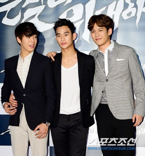 quot;Thái Vươngquot; Bae Yong Joon tái xuất - 5