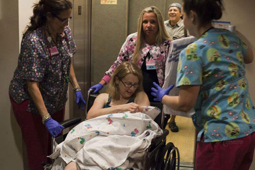 Đến bệnh viện không kịp, đẻ rớt vỉa hè - 9