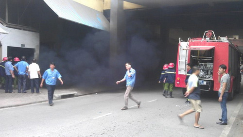 Cháy Chợ Rồng Nam Định, tiểu thương náo loạn - 4