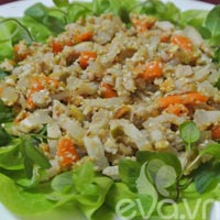 Giòn giòn gỏi dưa leo tôm thịt - 11