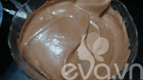 Tự tay làm bánh ga-tô sô cô la tặng bạn - 14
