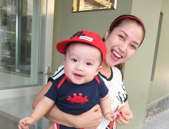 'Cậu cả' nhà Vân Ốc, bé Coca tên thật là Nguyễn Xuân Lâm. Bé sinh giữa tháng 6 năm 2011.
