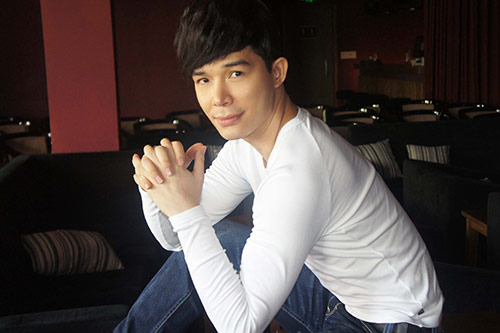 Nathan Lee trẻ trung tập hát - 9