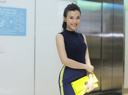 Bản sao Thuỳ Lâm quot;đánh bậtquot; dàn mẫu Venus - 2