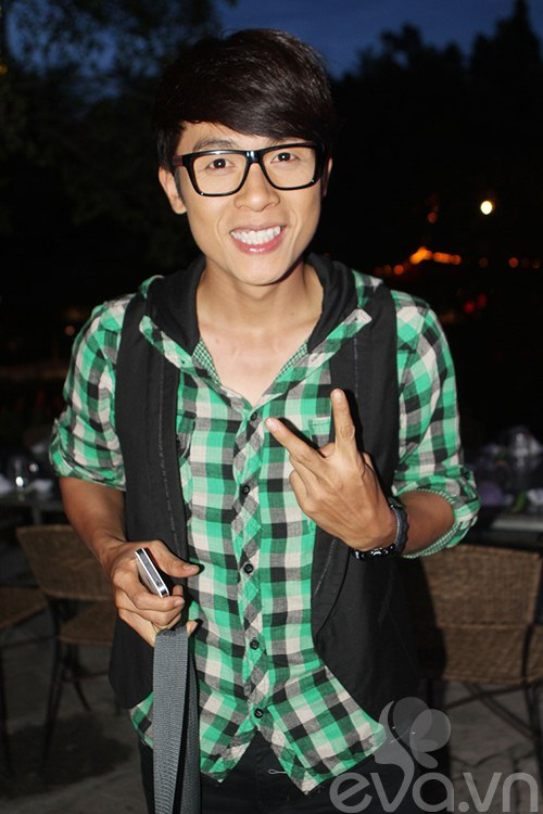 Hòa Hiệp nhí nhảnh bên quot;tình cũquot; Bùi Anh Tuấn - 5